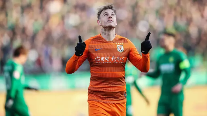 Tem vaga? Roger Guedes não retornará ao futebol chinês. Leia!