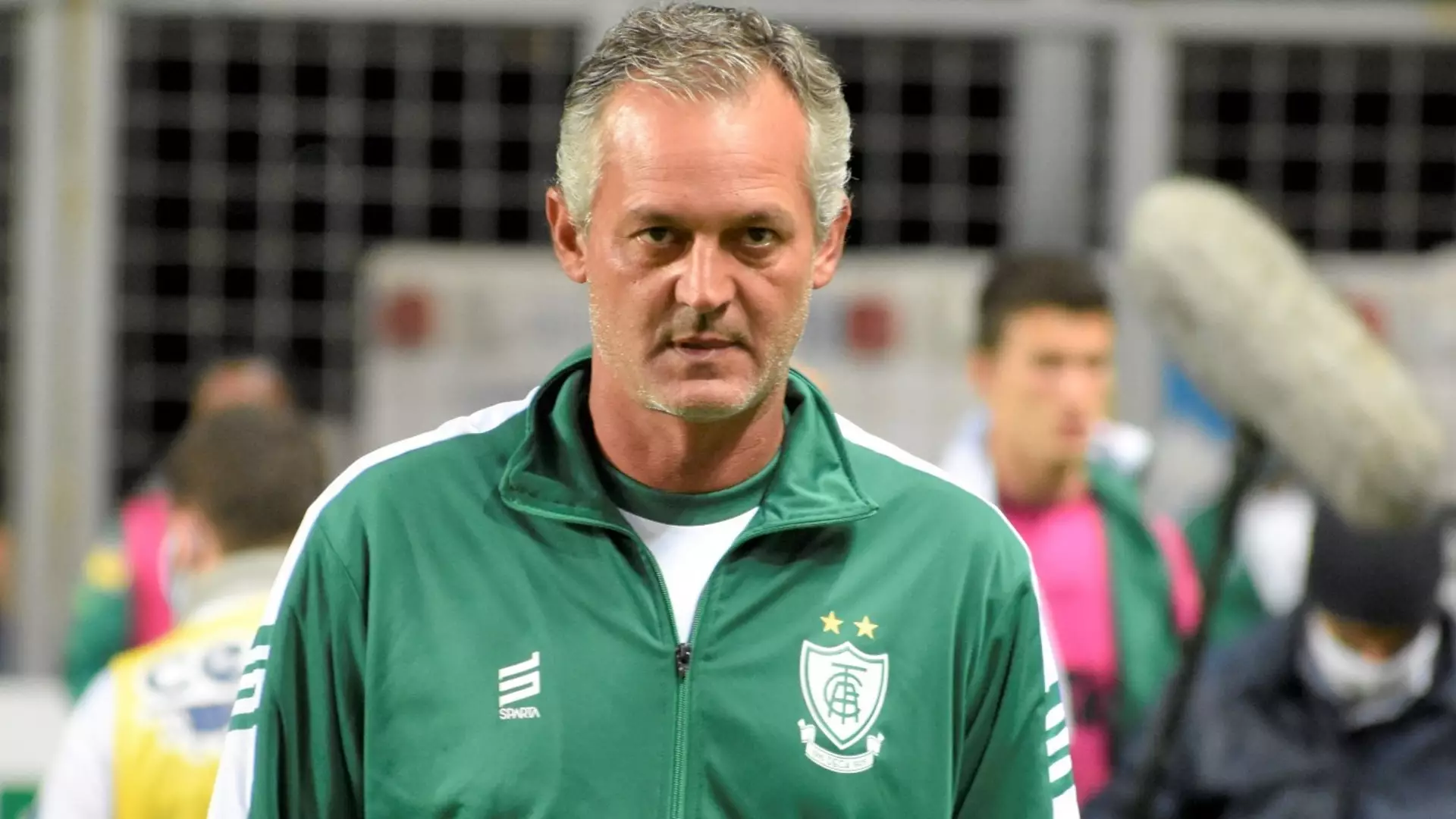 Qual a melhor opção? Inter avalia nomes e procura novo técnico. Leia!