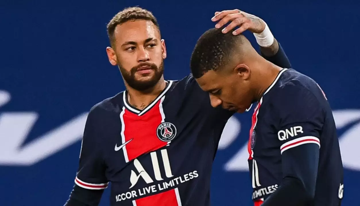 A prioridade é o PSG! Neymar e Mbappé comentam sobre extracampo, prêmios individuais e expectativa para a temporada. Leia!