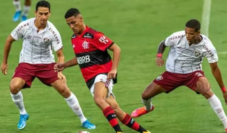 Futebol na TV: Onde assistir jogos de hoje Domingo 04 de Julho