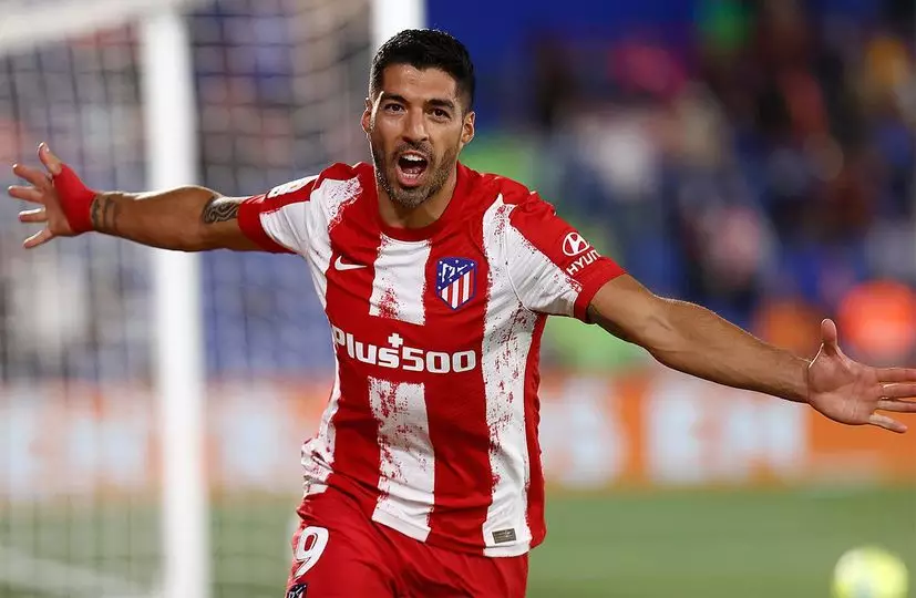Provocou? Suárez protagoniza comemoração ‘suspeita’ no clássico espanhol. Leia!