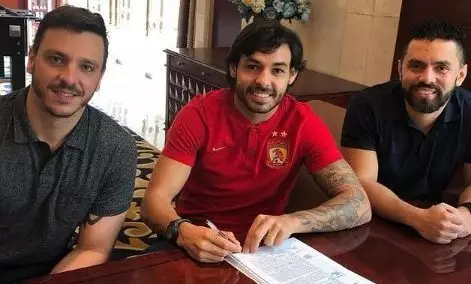 Ricardo Goulart próximo de ficar livre no mercado