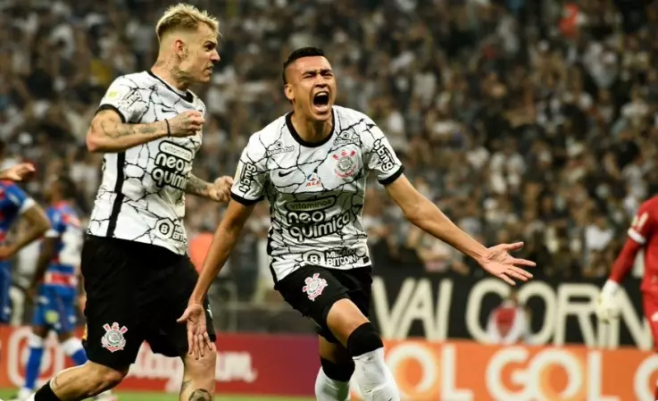 Futebol na TV: Onde assistir jogos de hoje Domingo, 29 de Maio