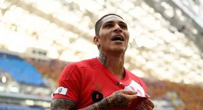 Na ativa! Guerrero já teria acerto com gigante da América do Sul. Leia!