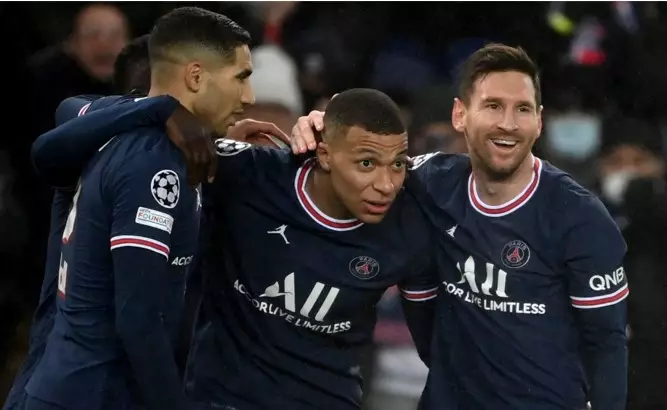 Futebol na TV: Onde assistir jogos de hoje Domingo, 19 de Dezembro