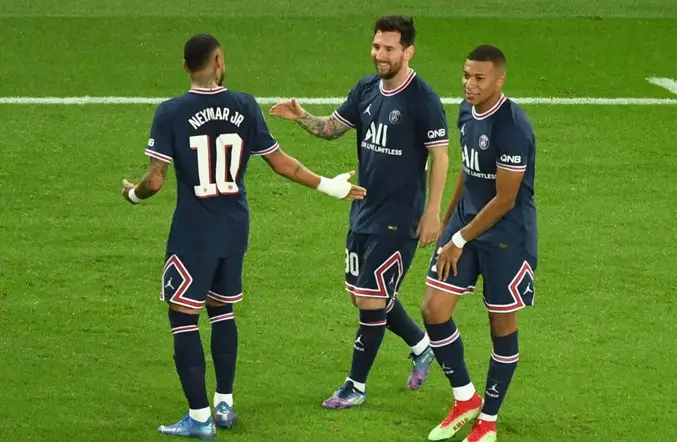 Futebol na TV: Onde assistir jogos de hoje Segunda feira, 03 de Janeiro