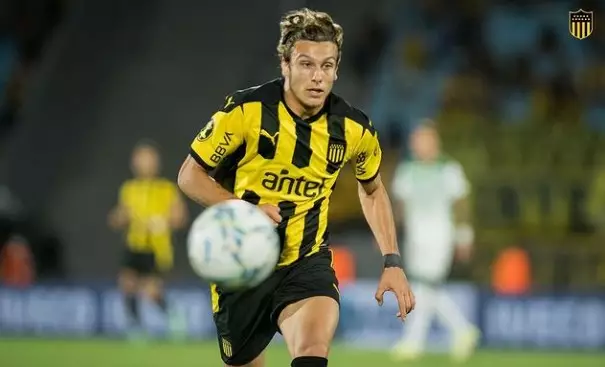 Conheça Augustín Canobbio, jovem que está livre no mercado