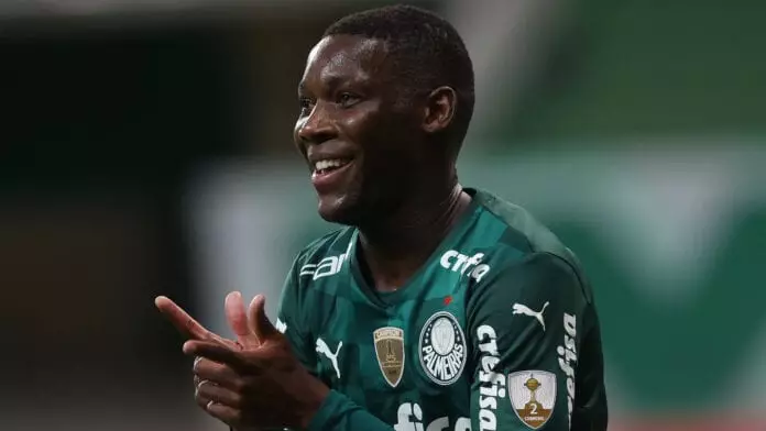 Pra assistir o Clássico do Nilton Santos! Reforço do Botafogo chega ao Rio. Leia!