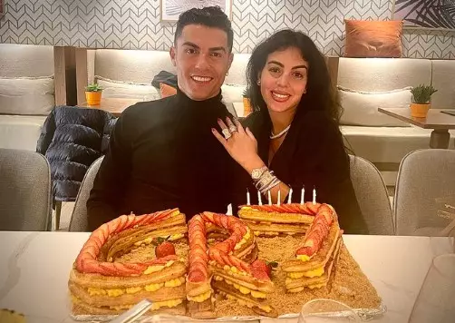 Cristiano Ronaldo paga uma bolada por mês a sua noiva, Veja quanto.