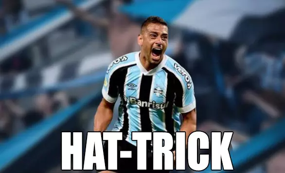 HAT-TRICK: Diego Souza marca 3 gols na vitória do Grêmio pela Série B