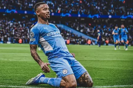 Manchester City vence por 4 x 3 Real Madrid em primeiro jogo da Champions com atuação brilhante de brasileiros