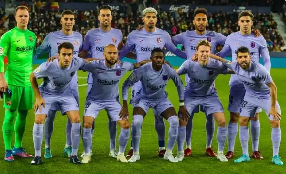 Futebol na TV: Onde assistir jogos de hoje Segunda-feira, 18 de Abril