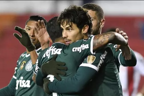 Com Hat-Trick de Raphael Veiga Palmeiras se isola na ponta do grupo A da Libertadores