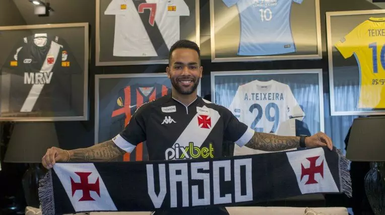 BOMBA! Vasco está impedido de inscrever Alex Teixeira. Entenda!