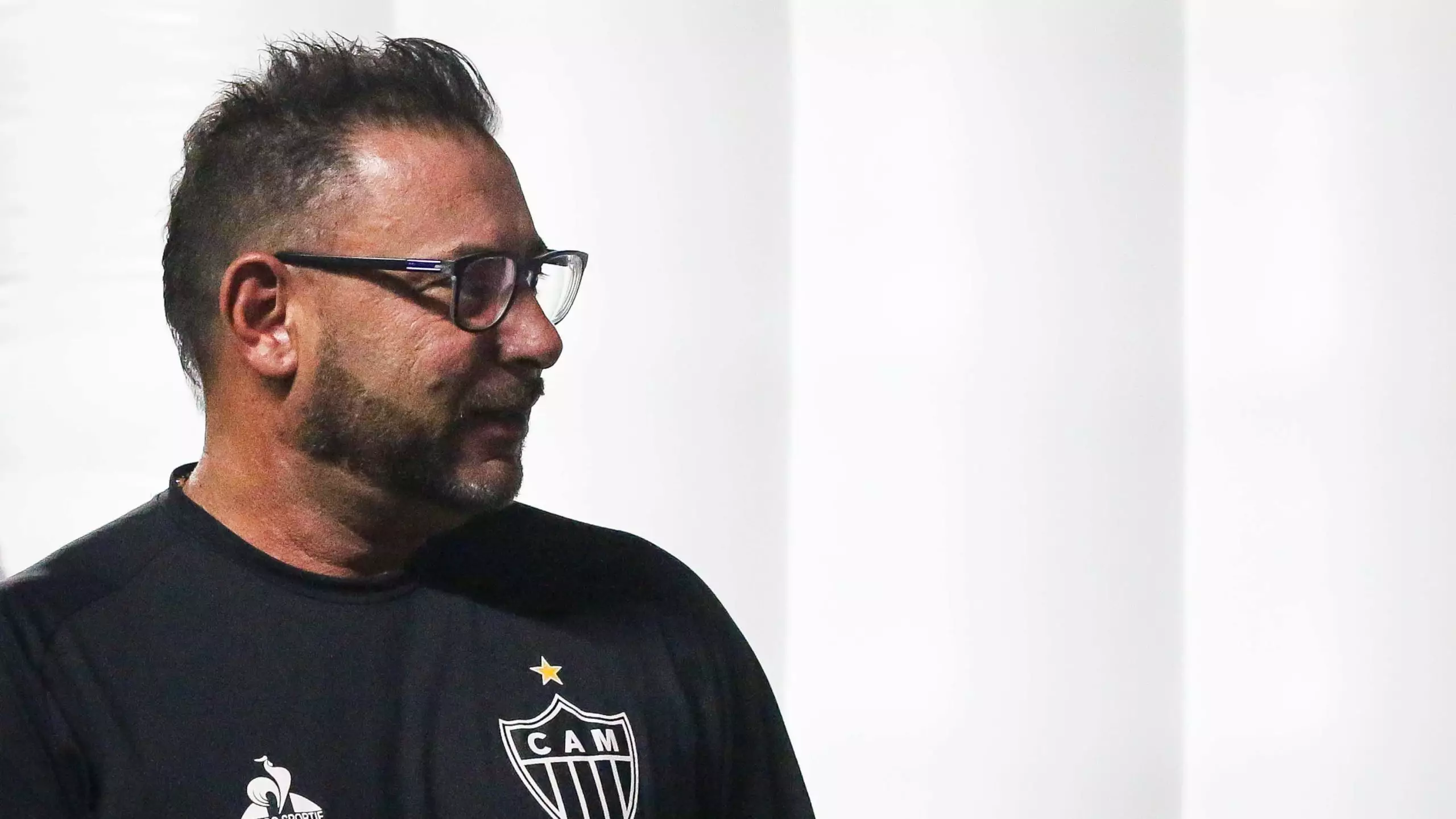 Após mais um tropeço do Galo, Turco se desculpa com a torcida alvinegra: “Muito ruim”