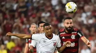 Flamengo e Athletico-PR, termina em 0 a 0 no jogo de ida da Copa do Brasil