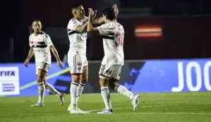 São Paulo vence Universidad Católica (Chile) de goleada e se classificar para as quartas de final da Sul-Americana
