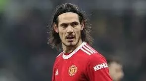 Valencia acerta a contratação de Cavani Jogador está sem clube desde que deixou o Manchester United, na última temporada