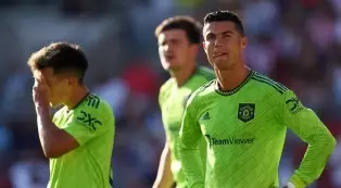 Manchester United é goleado pelo Brentford por 4 a 0