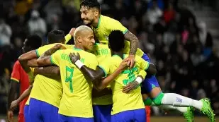 Brasil vence Gana por 3 a 0 em amistoso com dois gols de Richarlisson e um de Marquinhos