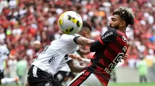 Flamengo e Ceará empatam em 1 a 1 no Maracanã pela 25ª rodada do Campeonato Brasileiro