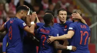 A Holanda venceu a Polônia por 2 a 0  na Liga das Nações e um empate leva a equipe para semifinal da Liga