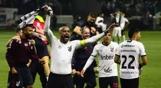 Athletico-PR empatou com Palmeiras em 2 a 2 no allianz Parque e vai disputar a final da copa Libertadores após 17 anos