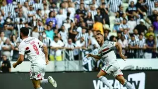São Paulo vence Ceará no castelão por 2 a 0 Com gols dos argentinos Calleri (que acabou com jejum de oito jogos) e Bustos (que marcou o primeiro pelo clube)