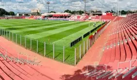 Vila Nova e CRB faz hoje jogo pela 31ª rodada da Série B do Campeonato Brasileiro: veja escalações e arbitragem