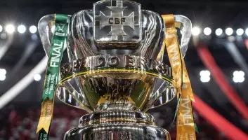 Flamengo e Corinthians faz hoje segundo jogo da final da Copa do Brasil: veja escalações e arbitragem