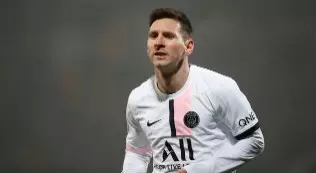 Com dores musculares e dores na panturrilha, Messi não treina com o PSG nesta segunda-feira