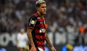 O presidente do Botafogo revelou que John Textor tentou comprar Pedro