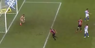 Athletico-PR e Fortaleza empatam na Arena da Baixada pela 30ª rodada do Campeonato Brasileiro.