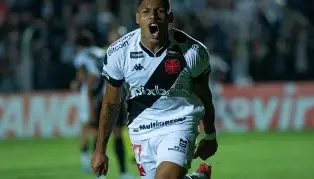 Vasco vence Operário por 3 a 2 de virada pela 33ª rodada da Série B do Brasileiro.
