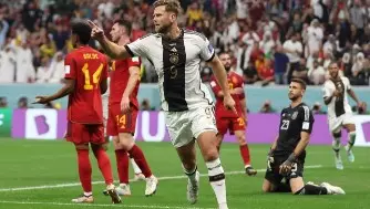 Espanha e Alemanha empatam por 1 a 1 em duelo entre duas seleções campeãs, pelo grupo E, da Copa do Mundo 2022 do Catar