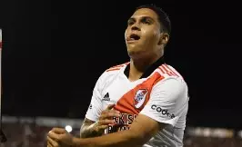 O Cruzeiro sonda Quintero, que pertence ao Shenzen e está emprestado ao River