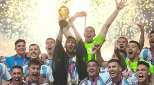 A Argentina supera a França nos pênaltis por 4 a 2 e é TRICAMPEÃ da Copa do Mundo após um JOGAÇO em um 3 a 3 HISTÓRICO.