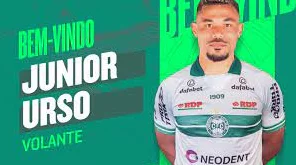Junior Urso é anunciado como novo reforço do Coritiba