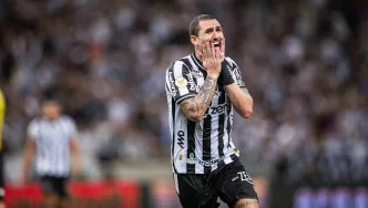 Vasco abre negociações para contratar Vina, do Ceará, e está otimista.