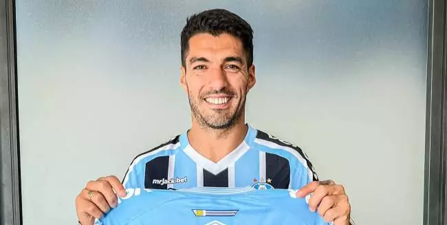Pronto para estrear pelo Grêmio, Suárez terá bonificação especial para gols marcados na temporada. Leia!