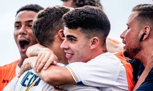 Água Santa elimina Atlético-MG nos pênaltis por 5 a 4 depois de empata em 1 a 1 no tempo normal e está firme na Copinha