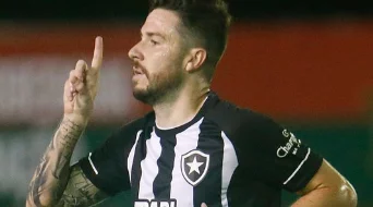 Botafogo vence o Madureira por 2 a 0 no estádio Luso-Brasileiro em jogo válido Campeonato Carioca