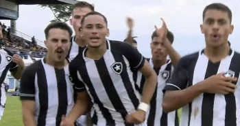 Botafogo vence o São Carlos por 1 a 0 e se classifica na Copinha