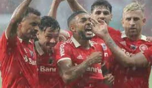 Internacional goleia São Luiz por 4 a 0 e conquista primeira vitória no Gauchão