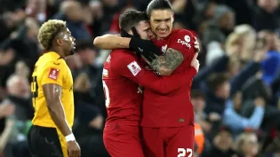 Liverpool e Wolverhampton empatam em 2 a 2 em jogo válido pela Copa da Inglaterra