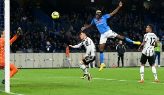Napoli vence a Juventus por 5 a 1 e abre dez pontos de vantagem na liderança do Campeonato Italiano