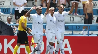 Santos goleia Bahia por 4 a 0 e avança para oitavas de final na Copinha