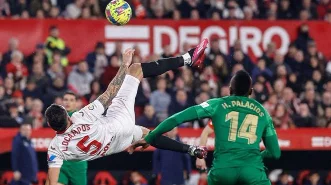 O Sevilha venceu o Elche por 3 a 0 em jogo válido da 19.ª rodada do Campeonato Espanhol