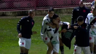 Com homenagens a Roberto Dinamite, Vasco vence o Audax por 1 a 0 e se classifica na Copinha