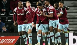West Ham elimina Derby County por 2 a 0 e vai enfrentar o United nas oitavas da Copa da Inglaterra